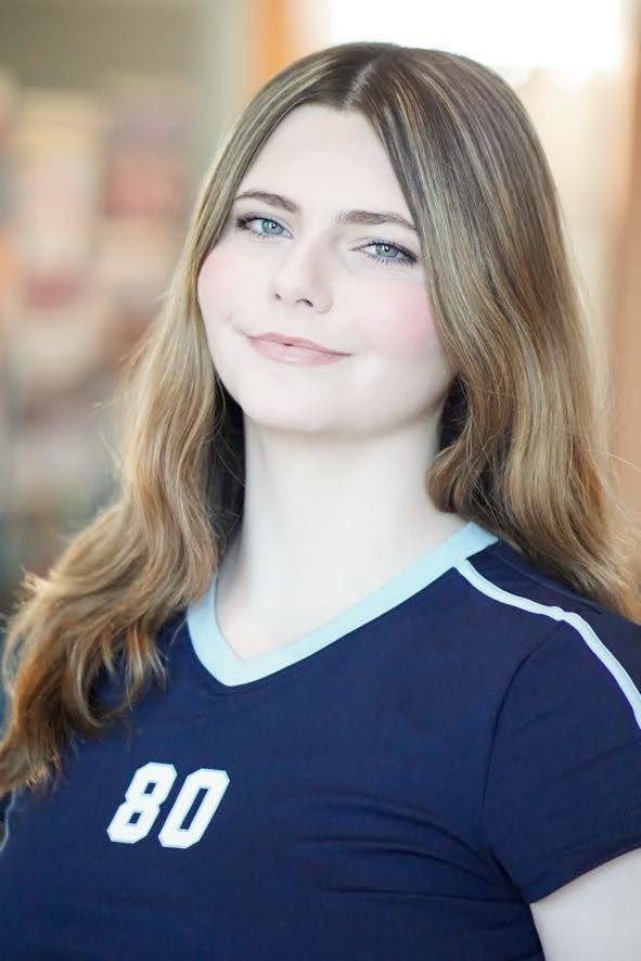 Emma Mazza Headshot